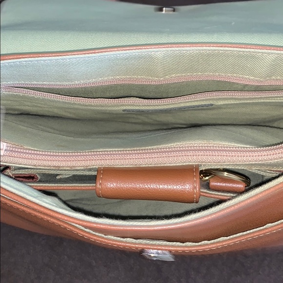 Liz Claiborne Shoulder Bag - Picture 5 of 8